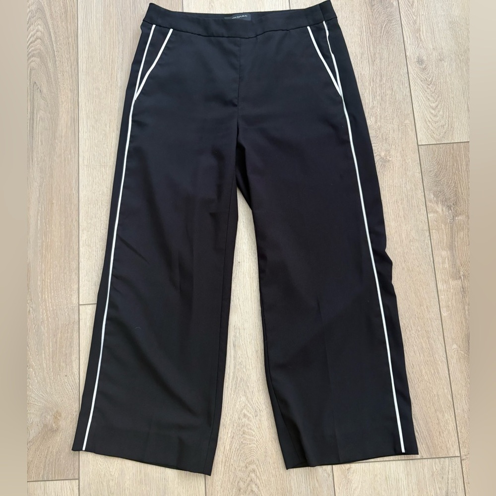 Banana Republic Blake Crop Black Wide-Leg Pant with White Trim